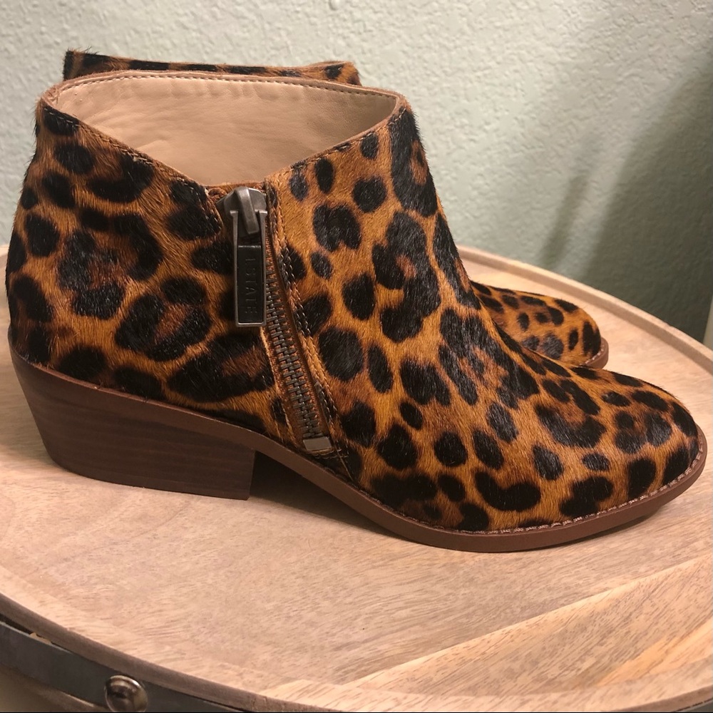 NWOB Size 7.5 Rosita Leather Block Heel Bootie - Picture 2 of 9